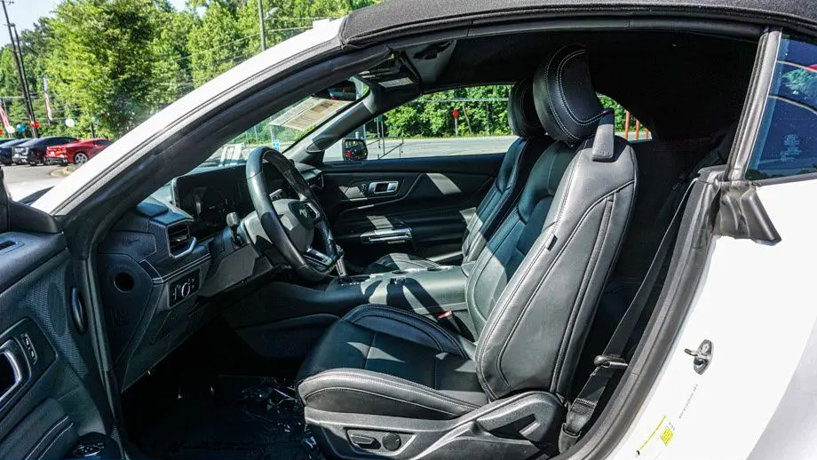 2025 Ford Mustang EcoBoost Premium