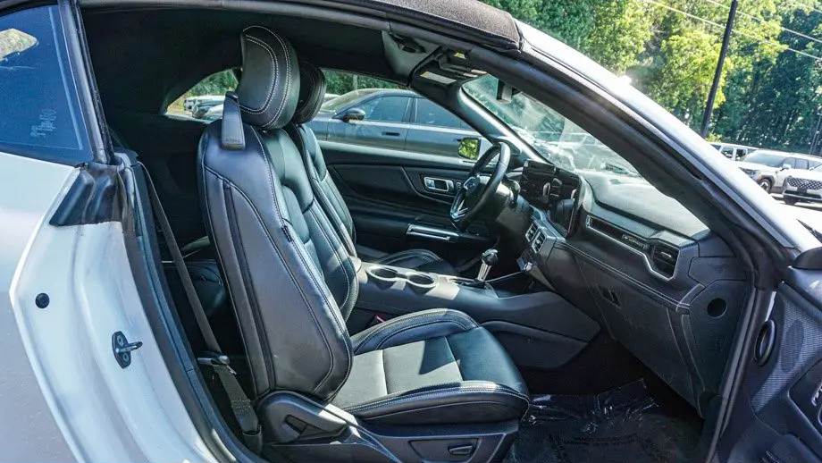 2025 Ford Mustang EcoBoost Premium