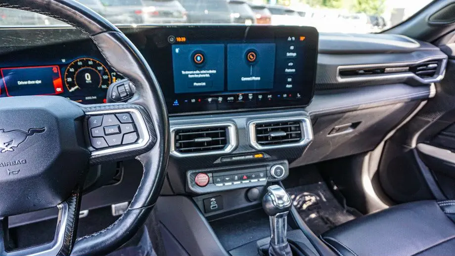 2025 Ford Mustang EcoBoost Premium