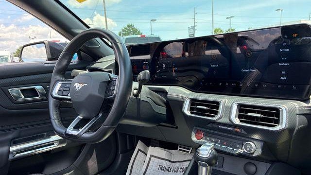 2025 Ford Mustang EcoBoost