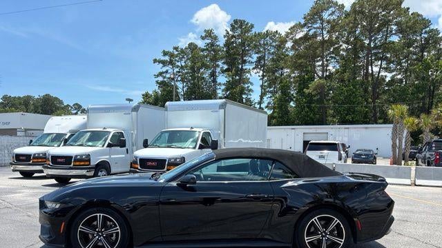 2025 Ford Mustang EcoBoost