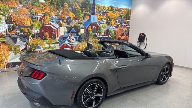 2025 Ford Mustang EcoBoost
