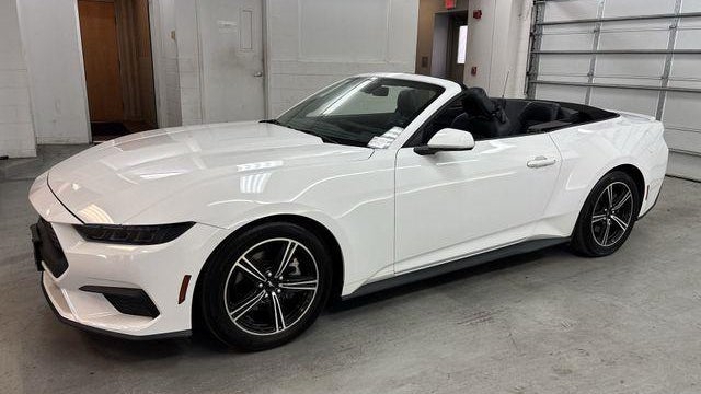 2025 Ford Mustang EcoBoost Premium