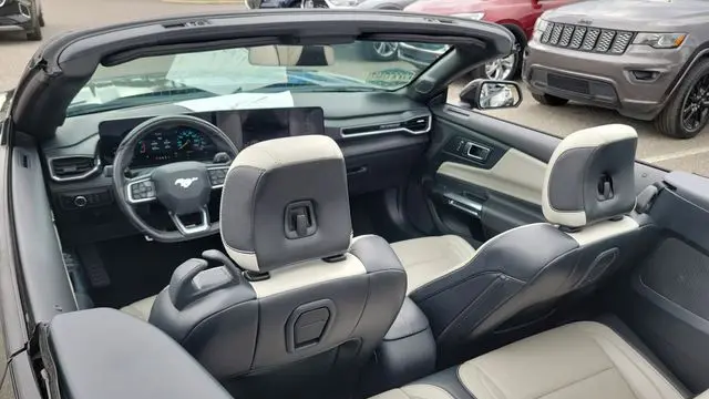 2024 Ford Mustang EcoBoost
