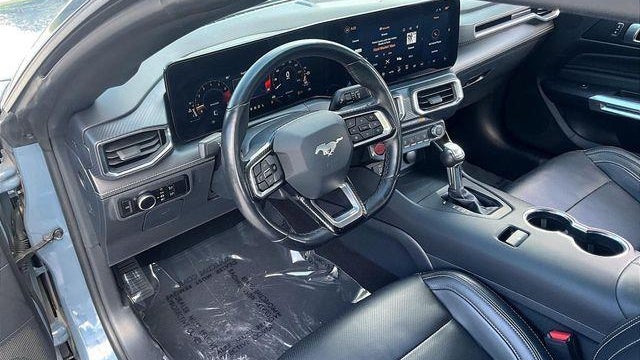 2025 Ford Mustang EcoBoost