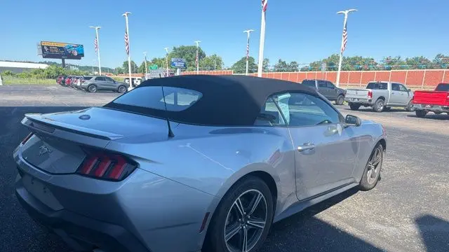 2025 Ford Mustang EcoBoost