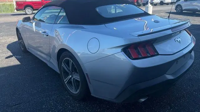 2025 Ford Mustang EcoBoost