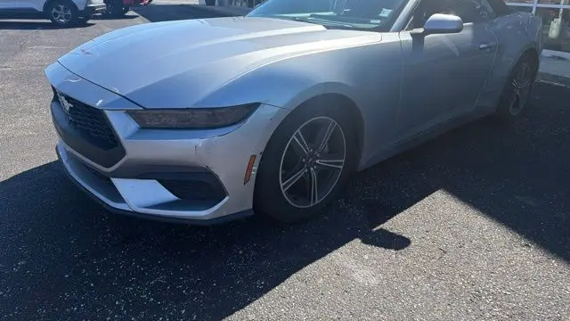 2025 Ford Mustang EcoBoost