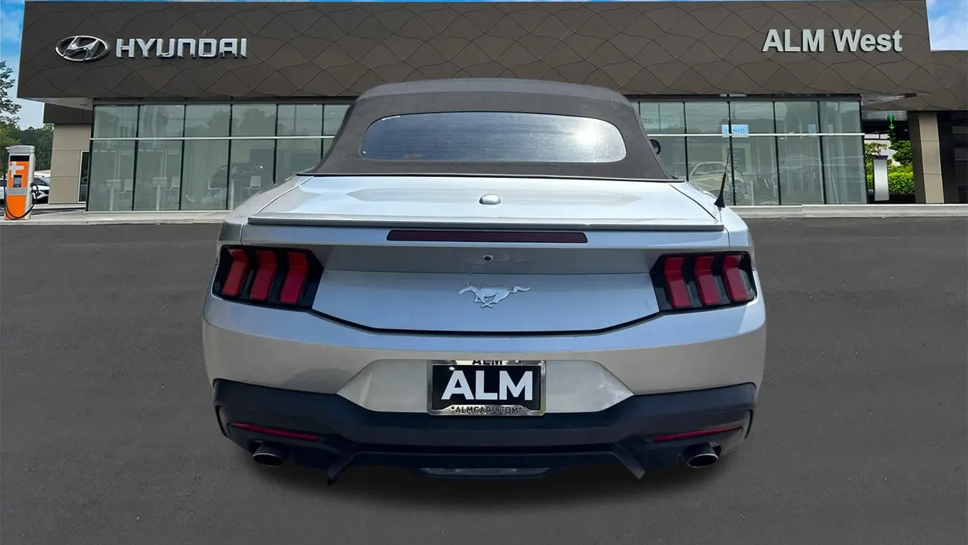 2025 Ford Mustang EcoBoost