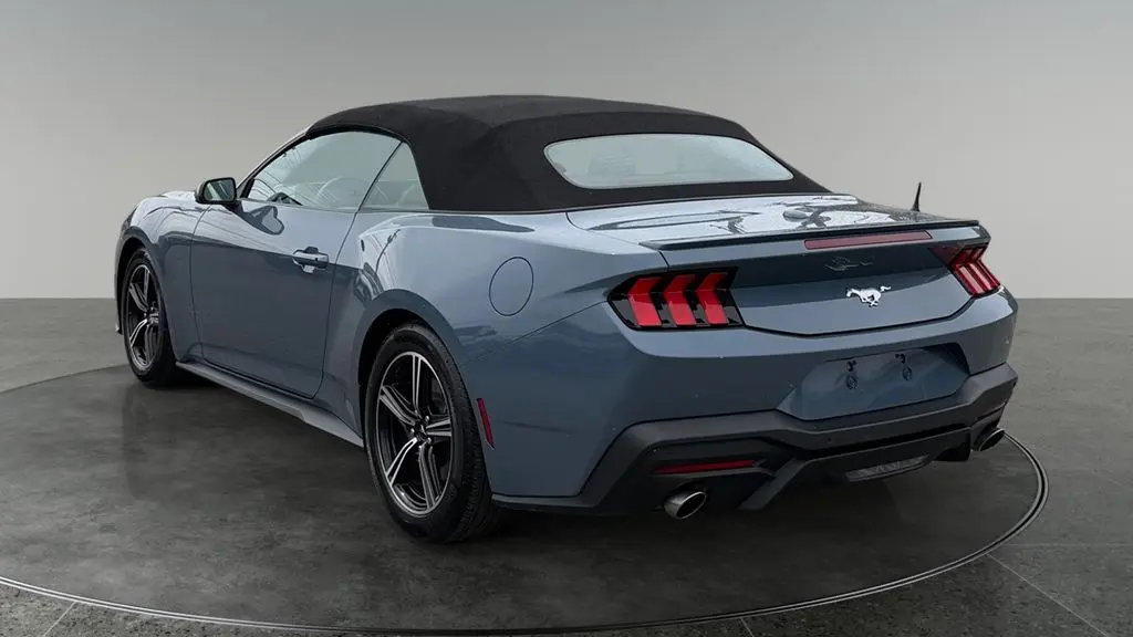2025 Ford Mustang EcoBoost
