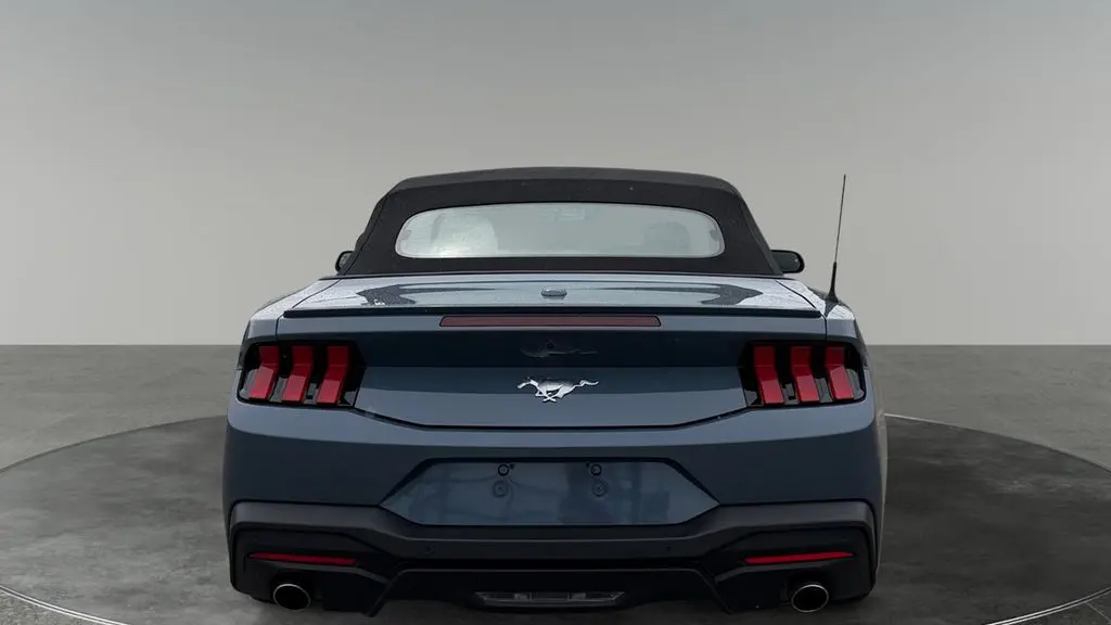 2025 Ford Mustang EcoBoost