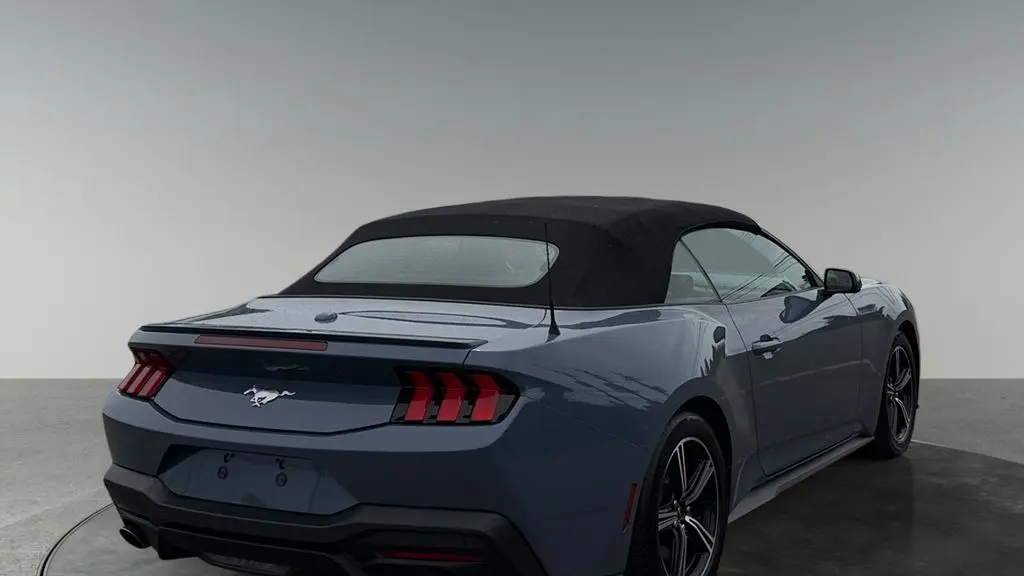 2025 Ford Mustang EcoBoost