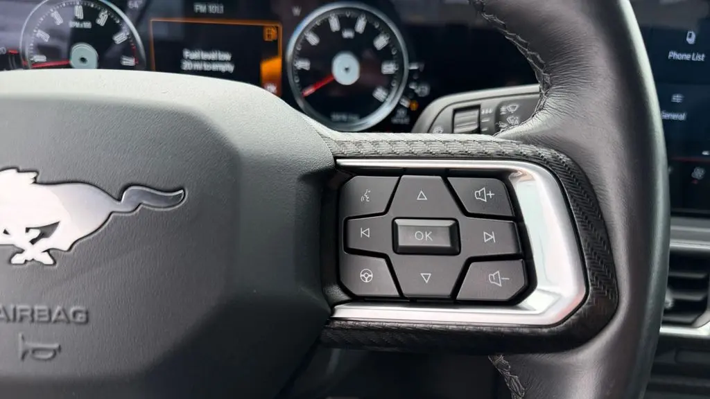 2025 Ford Mustang EcoBoost