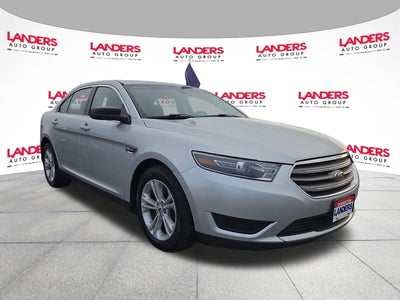 2017 Ford Taurus SE 4DR Sedan