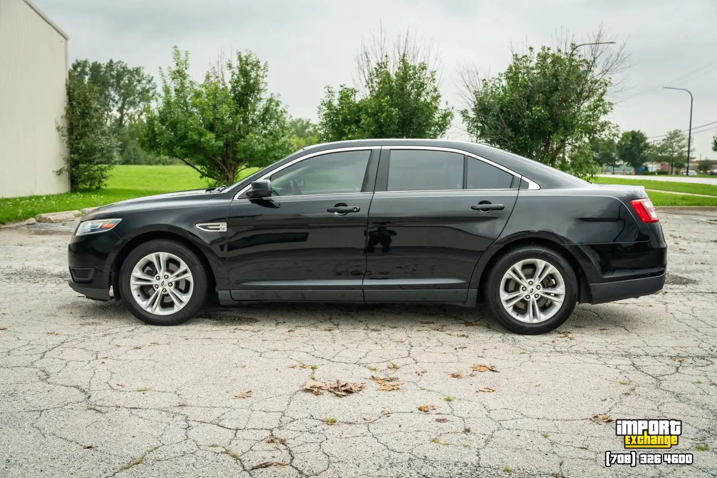 2018 Ford Taurus - $12,876