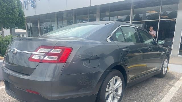 2019 Ford Taurus SE