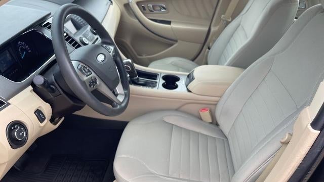 2019 Ford Taurus SE