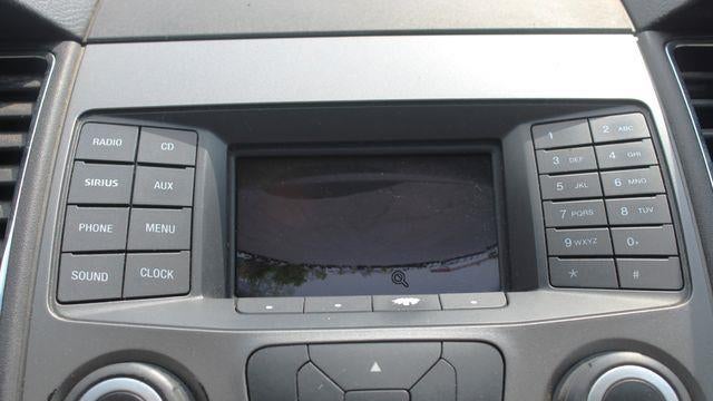 2015 Ford Taurus SE