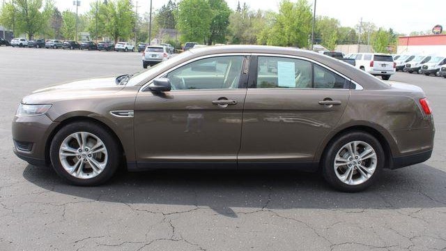 2015 Ford Taurus SE