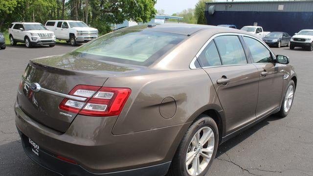 2015 Ford Taurus SE