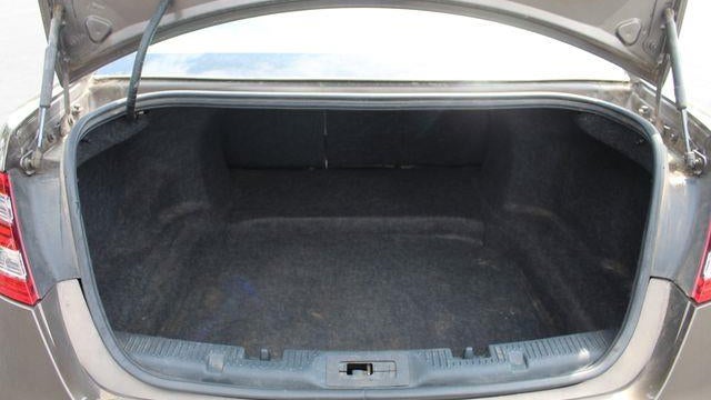 2015 Ford Taurus SE
