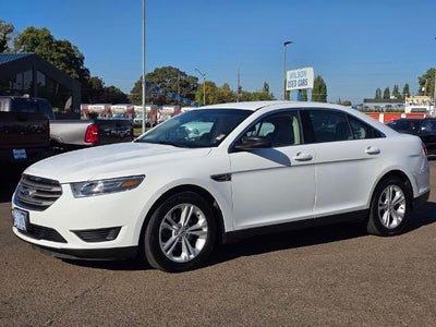 2016 Ford Taurus SE 4DR Sedan