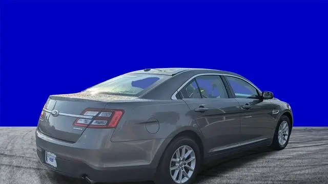 2014 Ford Taurus SE