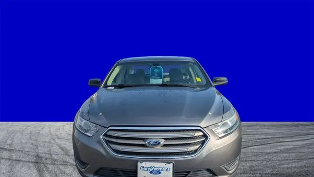 2014 Ford Taurus SE