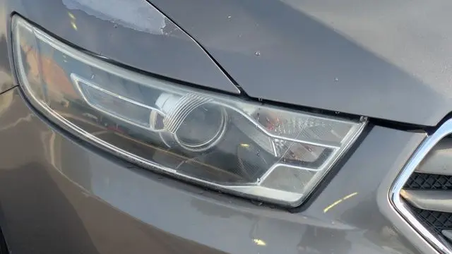 2014 Ford Taurus SE