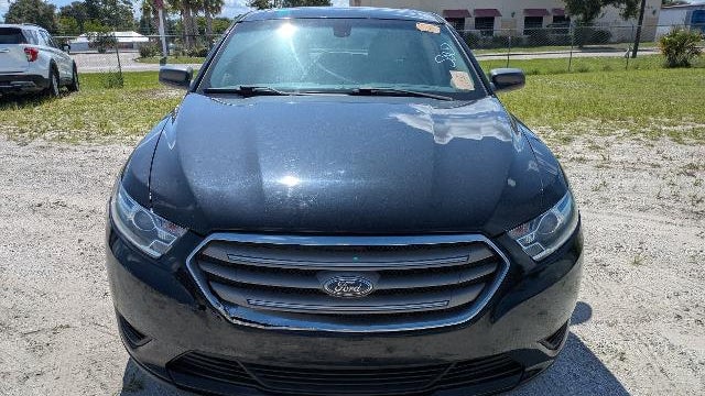 2017 Ford Taurus SE