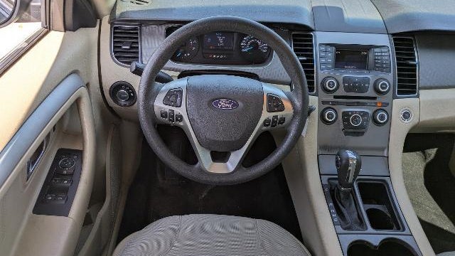 2017 Ford Taurus SE