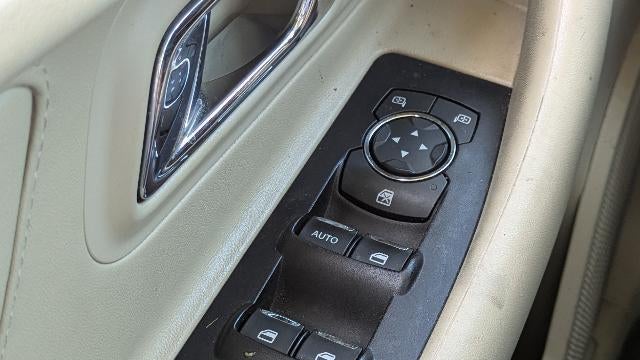 2017 Ford Taurus SE