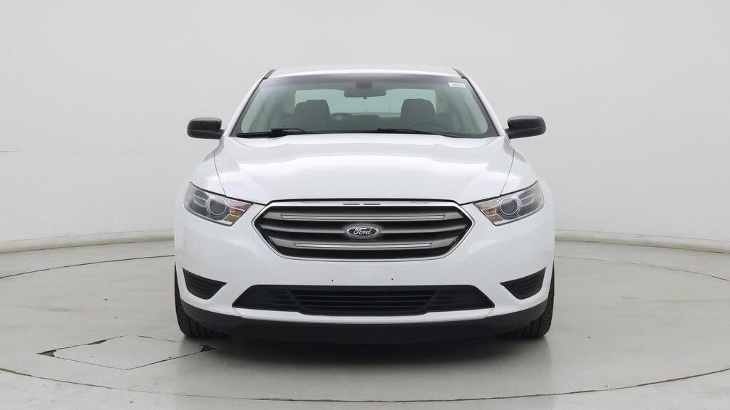 2016 Ford Taurus SE