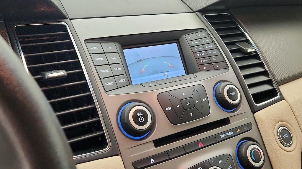 2016 Ford Taurus SE