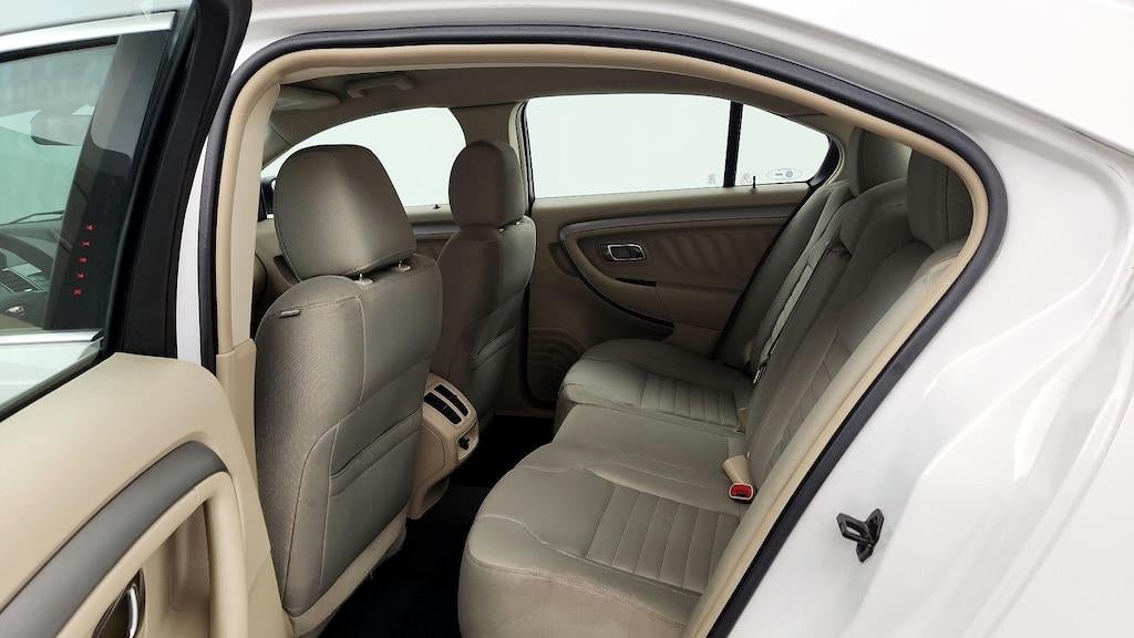2016 Ford Taurus SE