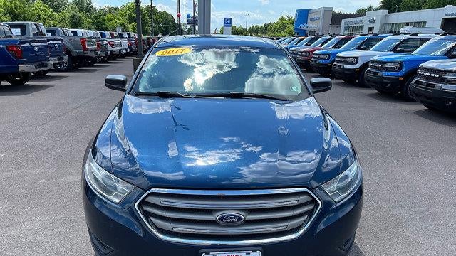 2017 Ford Taurus SE