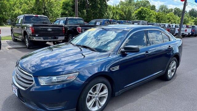 2017 Ford Taurus SE