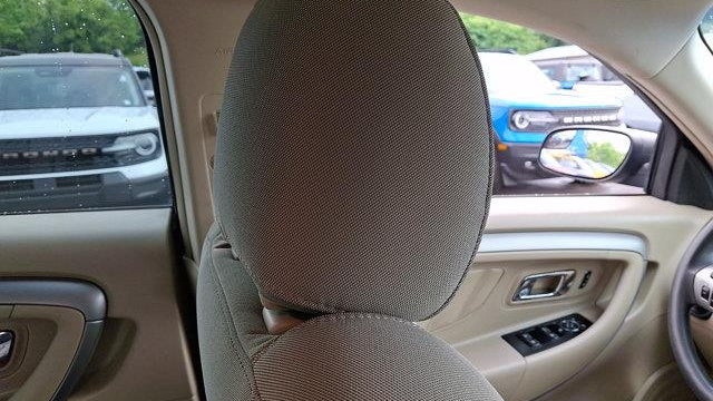 2017 Ford Taurus SE