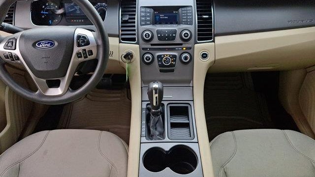 2017 Ford Taurus SE