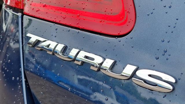 2017 Ford Taurus SE