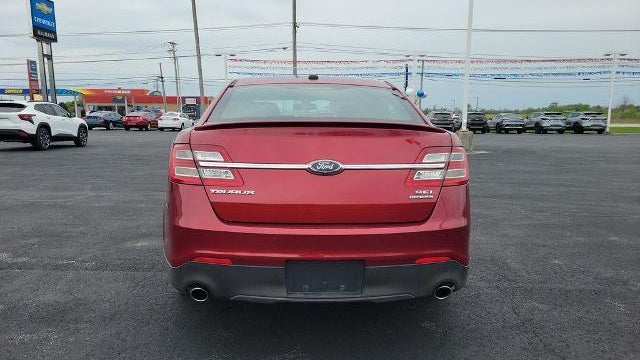 2015 Ford Taurus SEL