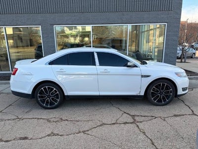 2017 Ford Taurus SEL 4DR Sedan