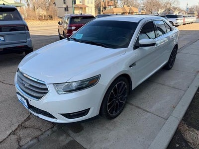 2017 Ford Taurus SEL 4DR Sedan