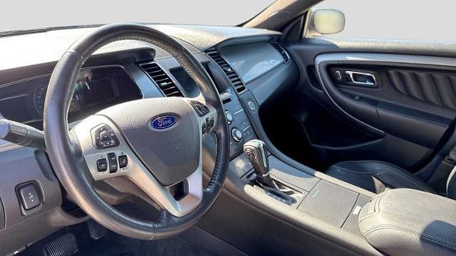2015 Ford Taurus SEL