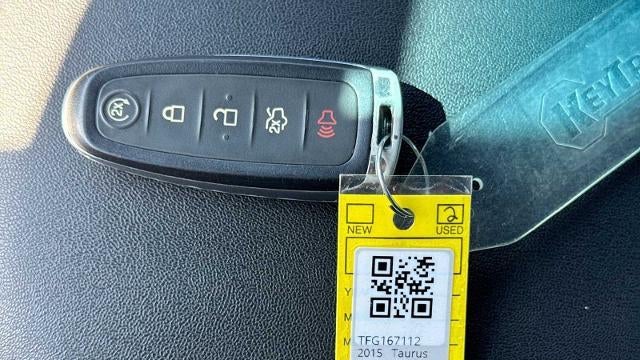 2015 Ford Taurus SEL