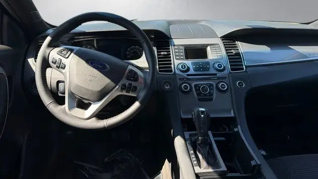 2015 Ford Taurus SEL