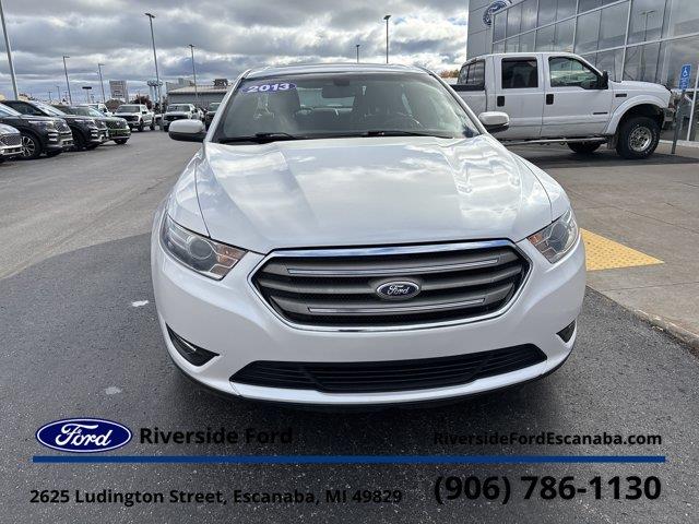2013 Ford Taurus - $10,995