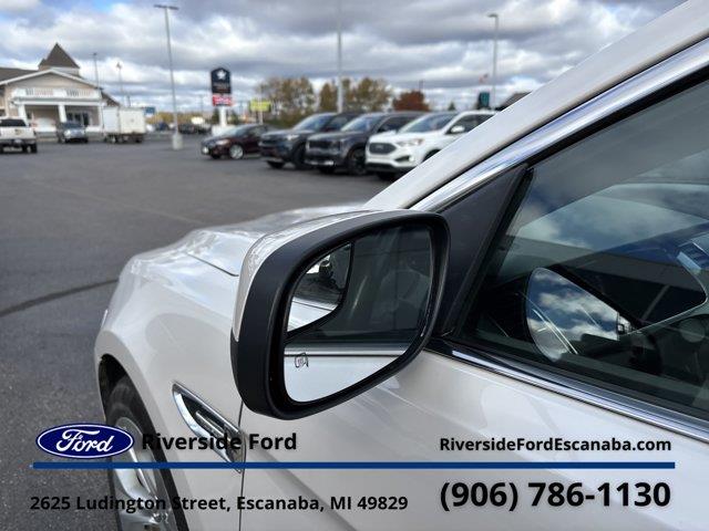 2013 Ford Taurus - $10,995