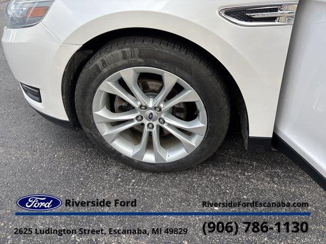 2013 Ford Taurus - $10,995