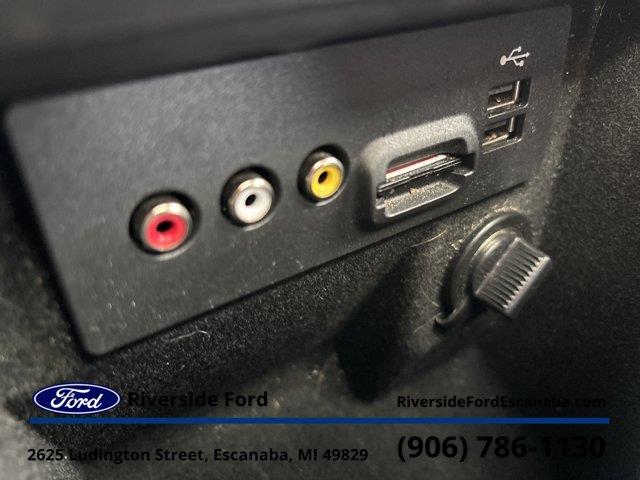 2013 Ford Taurus - $10,995